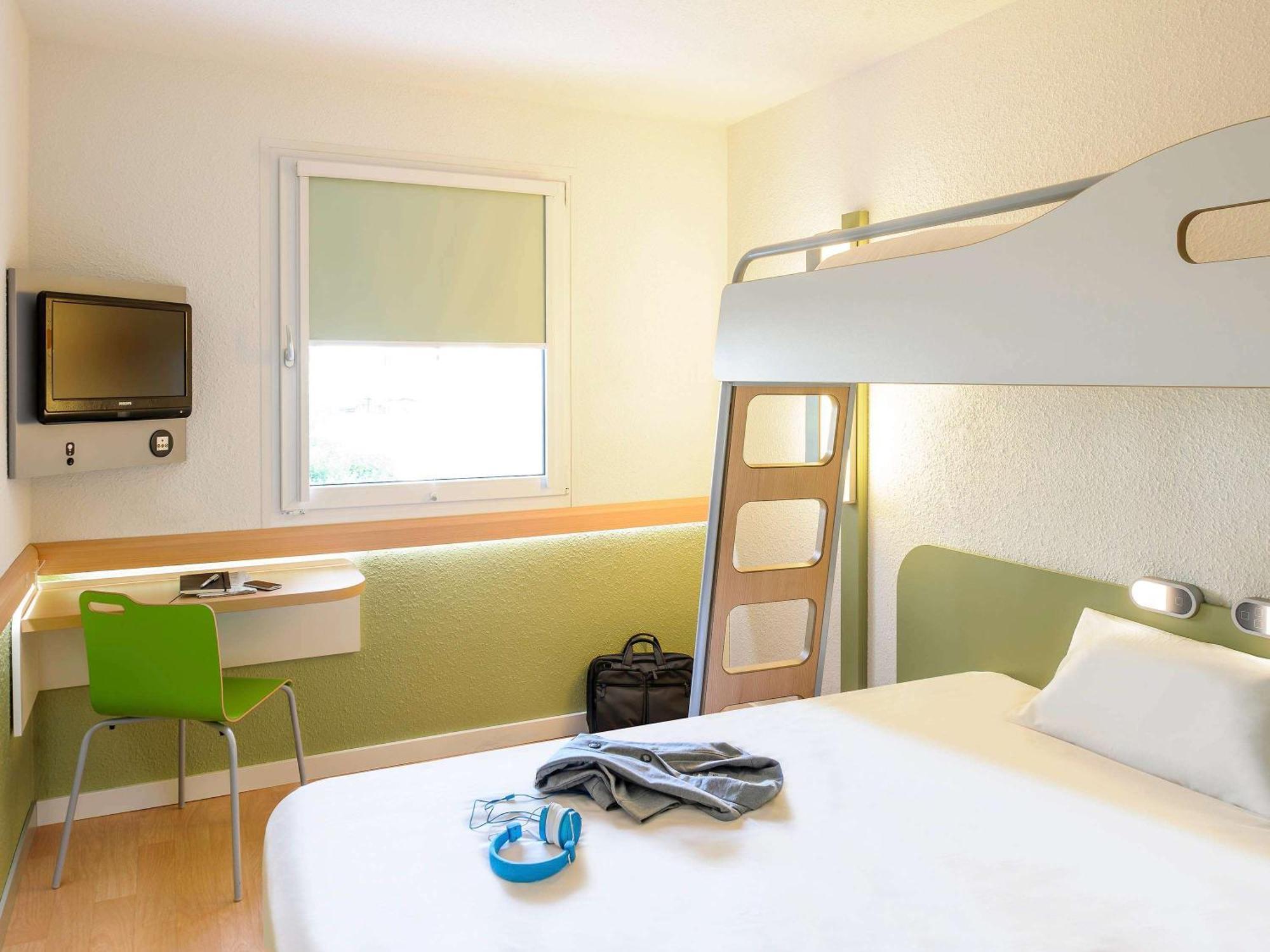 Ibis Budget Montceau Les Mines 외부 사진