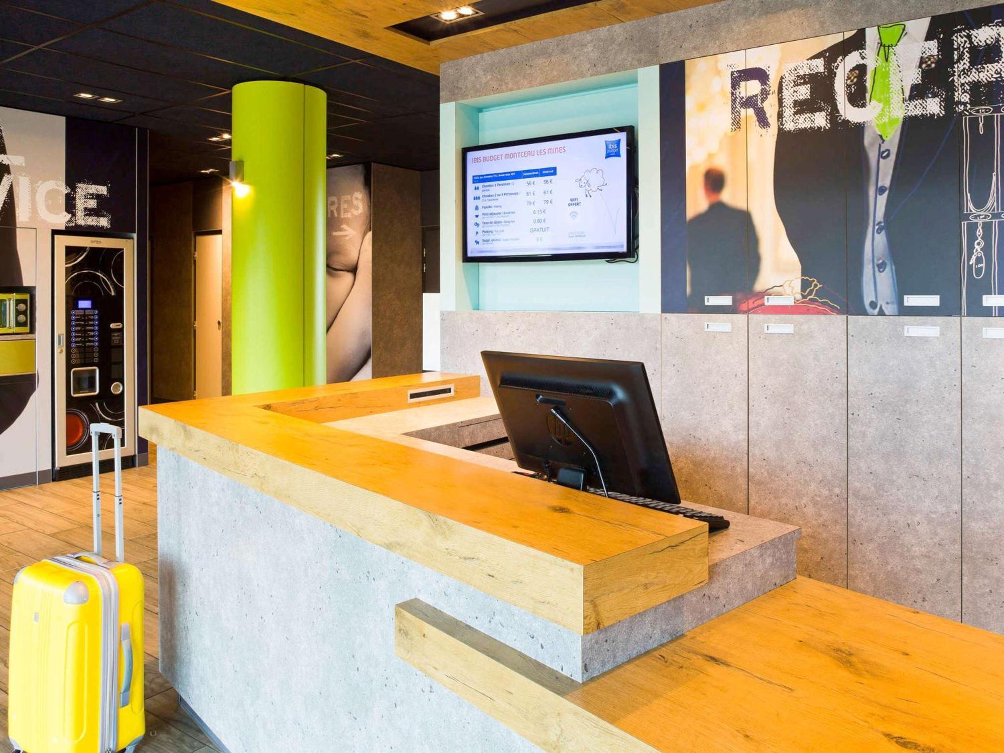 Ibis Budget Montceau Les Mines 외부 사진