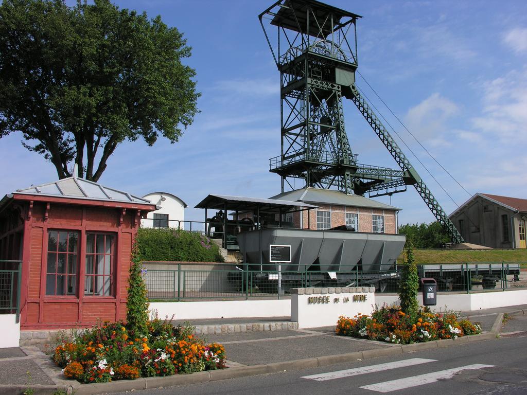 Ibis Budget Montceau Les Mines 외부 사진