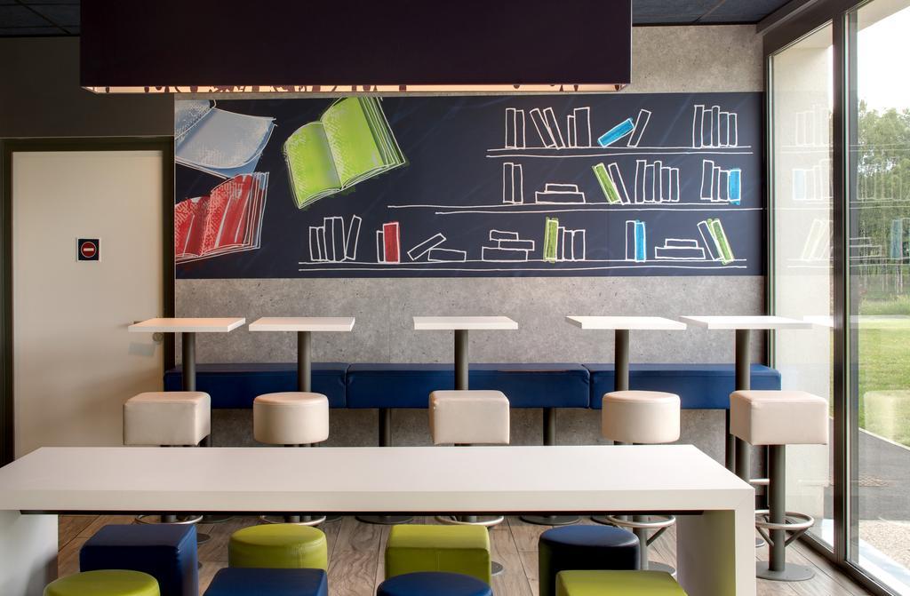 Ibis Budget Montceau Les Mines 외부 사진