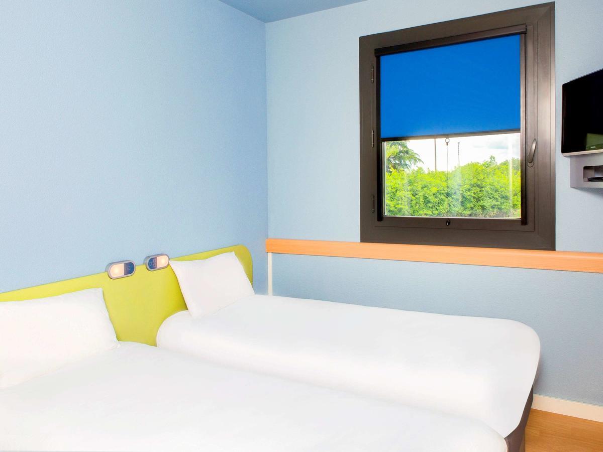 Ibis Budget Montceau Les Mines 외부 사진